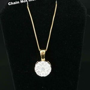 Diamond Celebrity&#39;s Promising Yellow Sterling Silver Round Necklance Pendant 3.79ct Cubic Zirconia