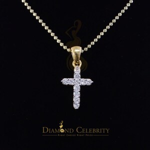 Diamond Celebrity&#39;s Diamond Celebrity Yellow 925 Sterling Silver Cross Pendant 2.09ct Cubic Zirconia