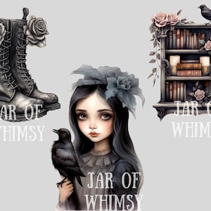 Op de afbeelding: Drie digitale illustraties met de tekst "Jar of Whimsy" in zwart-wit. De eerste afbeelding toont een paar zwarte leren laarzen met witte rozen. De tweede afbeelding toont een meisje met zwart haar en een zwarte raaf. De derde afbeelding toont een boekenkast met boeken en kaarsen.