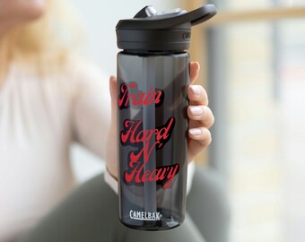 Tren Hard N' Botella de agua pesada, 20oz25oz