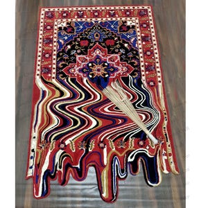 Hand-Tufted Wool Area Rug: Melting Oriental Design