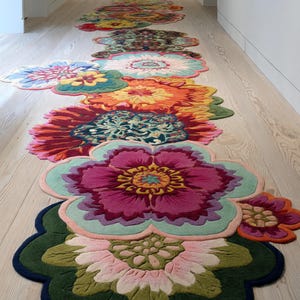 Floral Art Rug - Läufer | Modernes Organisches Statement Stück für Künstler