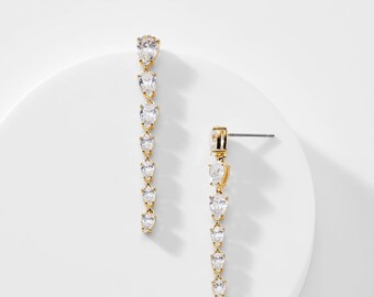 Orecchini pendenti con moissanite a pera multipla in oro massiccio 14 carati • Taglio a pera • Moissanite a goccia • Orecchini pendenti con moissanite a taglio a pera, regalo per lei • Regalo
