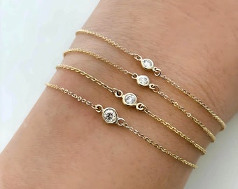 Delicato bracciale con castone di moissanite • Oro massiccio 14k • Bracciale con castone di moissanite • Bracciale solitario di moissanite • Regalo per lei