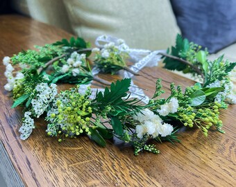 Greenery bridal wreath Baby's Breath Flower crown Dried flower Crown Green bride crown