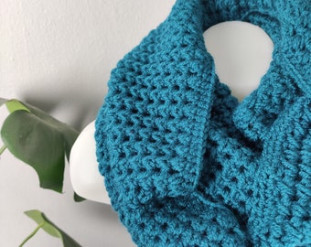 Oil Crochet Infinity Scarf, 25% Wool Winter Scarf