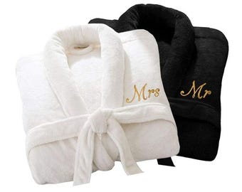 Mr & Mrs Toweling Bathrobe Set Custom Embroidered Adult Robes Couples Spa and Wedding Gift Soft Cotton Bathrobes