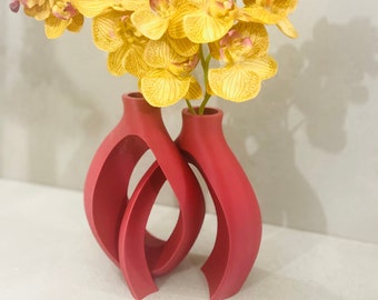Vase "Hug" für Trockenblumen / Dekovase aus recyceltem Material