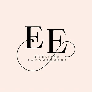 Könnte beinhalten: Schwarzweißes Logo mit den Buchstaben "EE" in einer stilisierten Schriftart. Die Buchstaben sind durch eine geschwungene Linie verbunden. Der Text "Evelina Empowerment" befindet sich unter den Buchstaben.