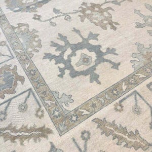 Beige Gray Oushak Rug Handmade Wool Turkish Area Carpet, 8x10 Soft Neutral Vintage Rug, Floral Distressed Oriental Rug for Living Room Decor