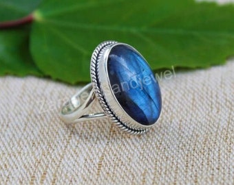 Labradorite Ring, 925 Sterling Silver Ring, Fashion Ring, 925 Silver Ring, Blue Fire Meditation Ring, Boho Ring,Handmade Ring, Gift For Her.