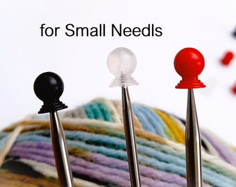 2 Mix and Match SMALL Knitting stitch savers Needle holders Stitch stoppers Keeper Point protectors Hugger holders for Small Needles