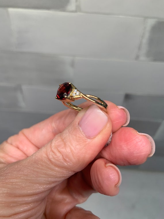 Vintage Garnet & Diamonds Ring - image 9