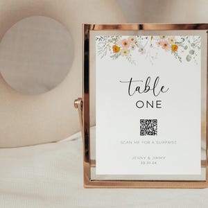Tabelnummer met QR-codesjabloon, kaart met bloemennummer, verjaardag, bruiloft, boho wilde bloemen, wilde bloemen, bewerkbaar afdrukbaar bord AAJJ21