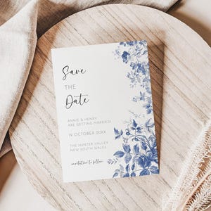 Chinoiserie: Save the Date-kaart, bewerkbare sjabloon, vintage bloemenuitnodiging, blauwe toile-de-jouy-aankondiging trouwdatum uitnodiging AAAH