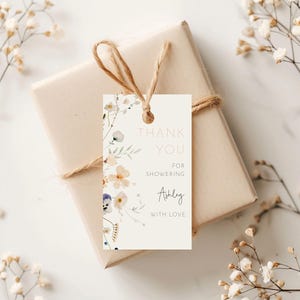 Wildflower vrijgezellenfeest bedankt tag bewerkbare sjabloon, Boho wilde bloem gunsttag, sierlijke delicate bloemen huwelijkscadeau label AAAF
