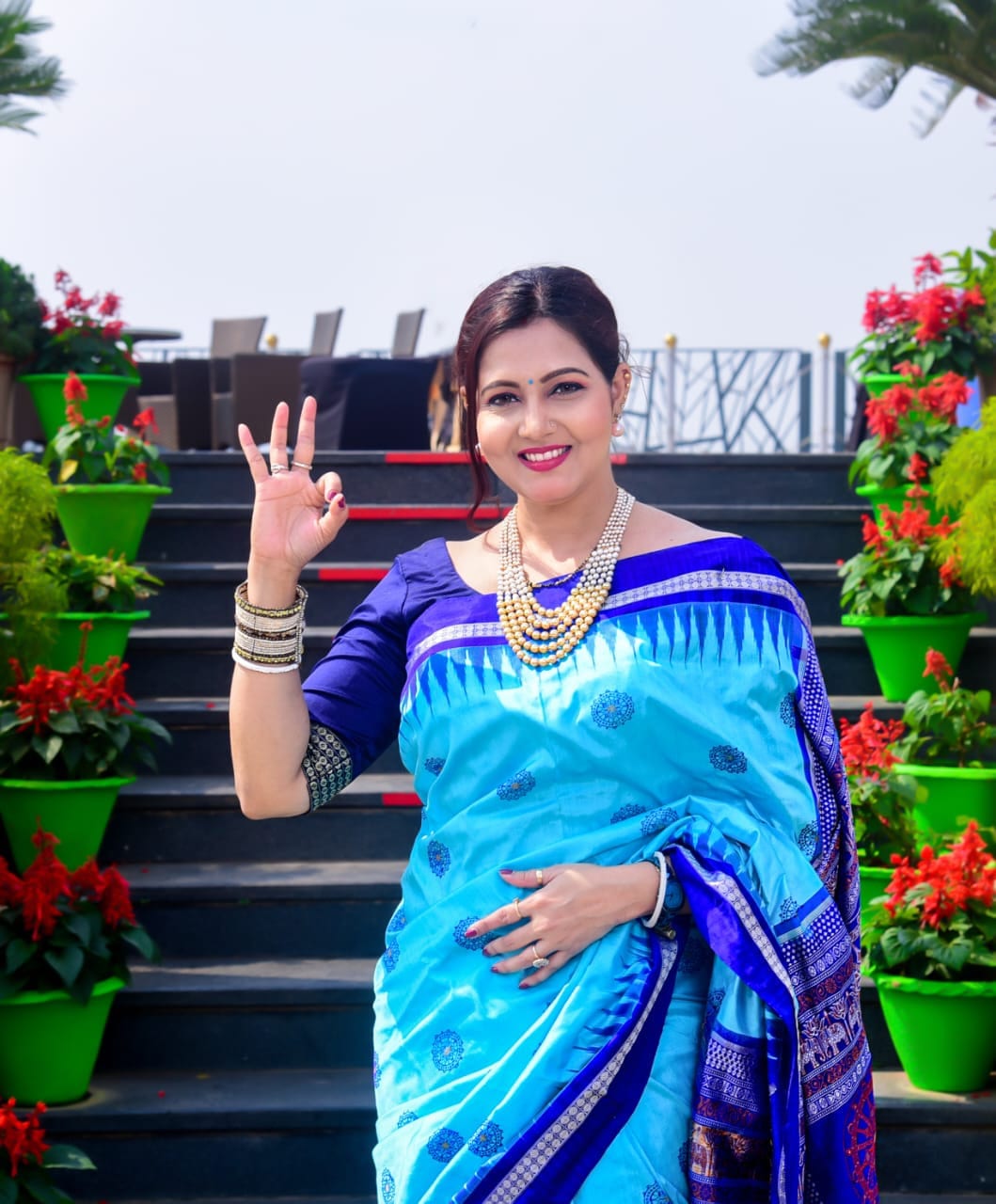 Womens Aqua Blue Odisha Sambalpuri Pure Silk Pure Handloom With Navy Blue  Embellished Border and Pallu - Etsy Denmark