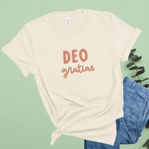Deo gratias Shirt, Catholic Gift, Catholic Mom Gift, Gift for Catholic, Saint Shirt, Catholic, Catholic Shirt Saint Tshirt
