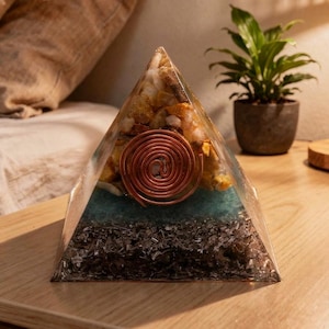 Orgonita Pirámide Cuarzo Natural y Base Turquesa · Espiral Cobre · Alta Densidad · Fórmula Karl Hans Welz bild 1