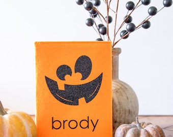 Portatarjetas de regalo de fieltro personalizado para Halloween: bolsa reutilizable para pedir dulces.