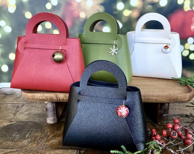 Festive Faux Leather Gift Card & Money Holder - Eco-Friendly Bag for Small Holiday Presents