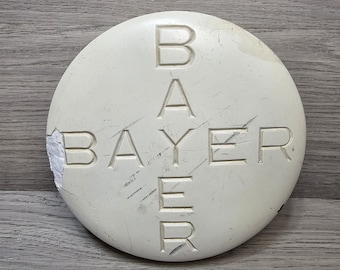 1980s Bayer Aspirin Pop Art Objekt Riesiges Briefbeschwerer NYC Filmrequisite