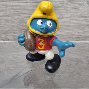 1980 Smurf Football Player Peyo Schleich The Smurfs 2&quot; PVC Figure