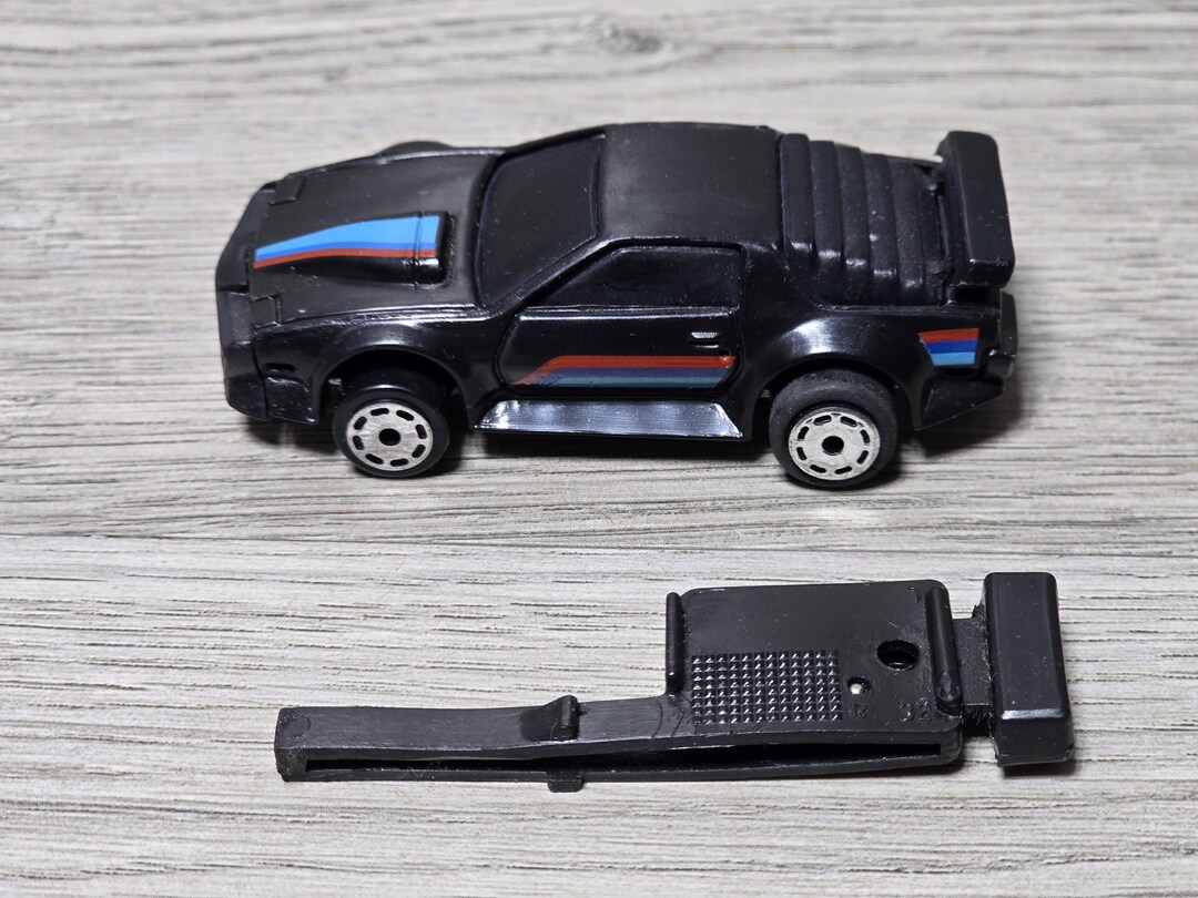 1986 Matchbox Pontiac Firebird Camarao Burnin' Key Car W/ HTF Key 1/64 ...