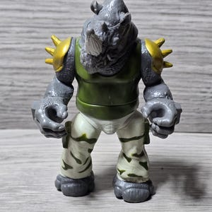 TMNT Wojownicze Żółwie Ninja Rocksteady Figurka 5.5” Viacom