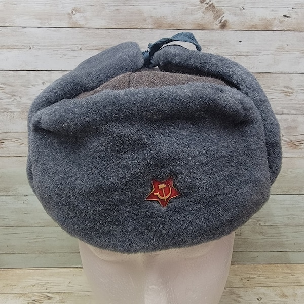 Vintage Russian USSR Soviet Union Military Winter Bomber Hat Size 54 w/ Pin