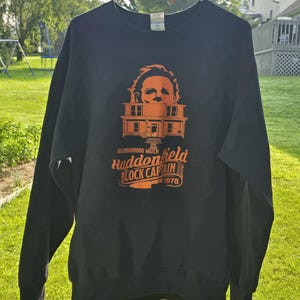 Bluza Haddonfield z nadrukiem Michaela Myersa na Halloween 1978, rozmiar L