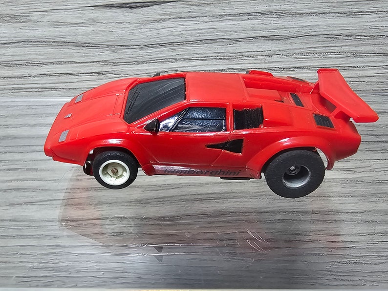 Tyco Lamborghini Countach HO Scale Slot Car probado en funcionamiento imagen 3