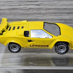1985 Lamborghini Countach LP Goodyear Rubber Tires Matchbox 1:64 Scale