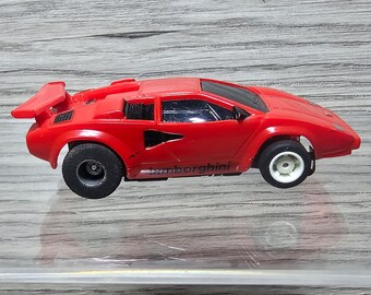 Tyco Lamborghini Countach HO Scale Slot Car probado en funcionamiento