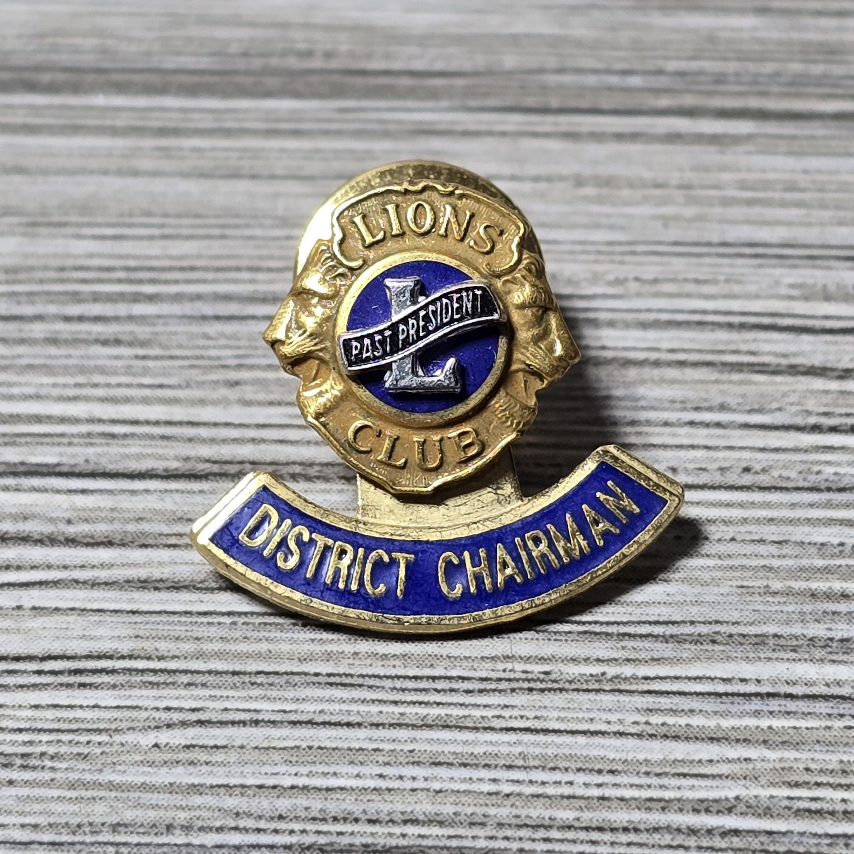 Lions club pins - Etsy 日本