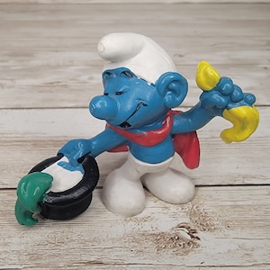 1979 Smurf Magician Peyo Schleich Hong Kong Smurfs 2&quot; PVC Figure