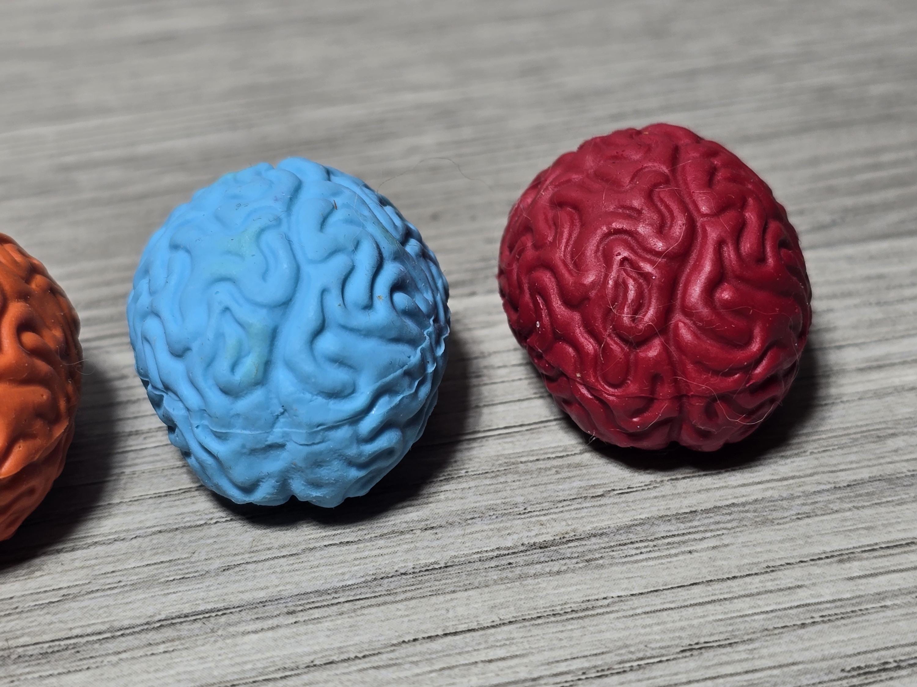 96 Stück Gehirn Radiergummis - Lustige Büro- & Schulaccessoires In 6 Farben