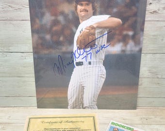 Mickey Klutts Yankees Signed Autographed 8x10 Plus 1977 Topps Rookie Card Shortstops