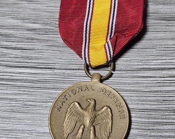 人道奉仕勲章: US-Armed-Forces-Service-Medal US-Armed-Forces
