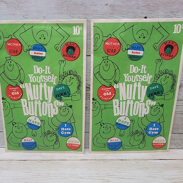 1960s Lot of 2 Fleer Nutty Buttons Sealed Unopened Pack Japan RARE