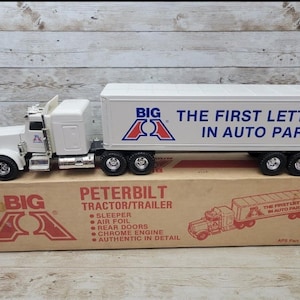 Vintage Ertl Peterbilt Pressed Steel Tractor Trailer BIG Auto Parts w/ Box