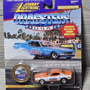 1995 Johnny Lightning Dragsters USA &#39;72 Color Me Gone Roger Lindamood Dodge Coin