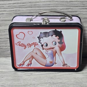 BETTY BOOP King Feature Syndicate Miniature Mini 4&quot; Metal Tin