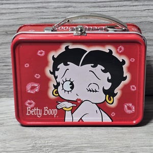 BETTY BOOP King Feature Syndicate Miniature Mini 4&quot; Metal Tin
