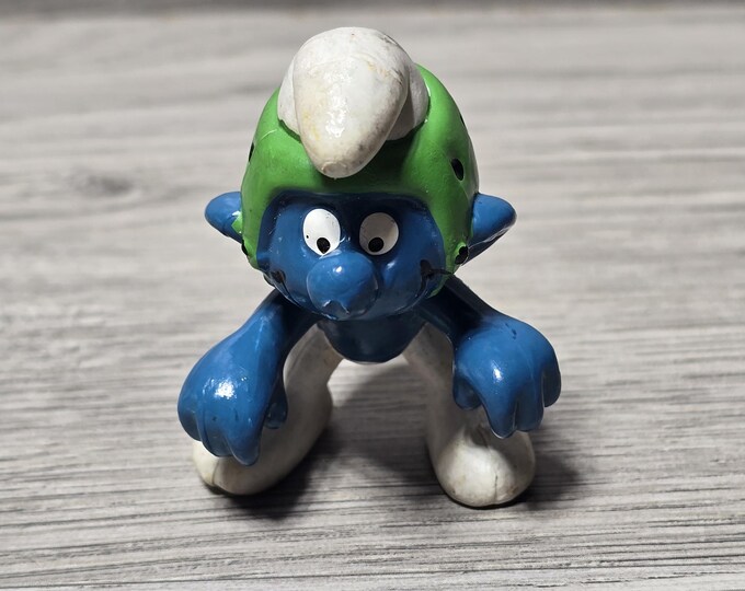 Smurfs Racing 1978 Smurfs Race Car Driver Smurf Peyo Schleich 2