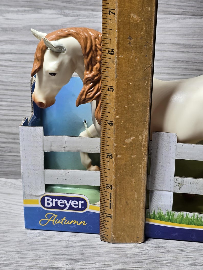 Breyer Horse Autumn World of Breyer Classic Size Horse New in Package ...