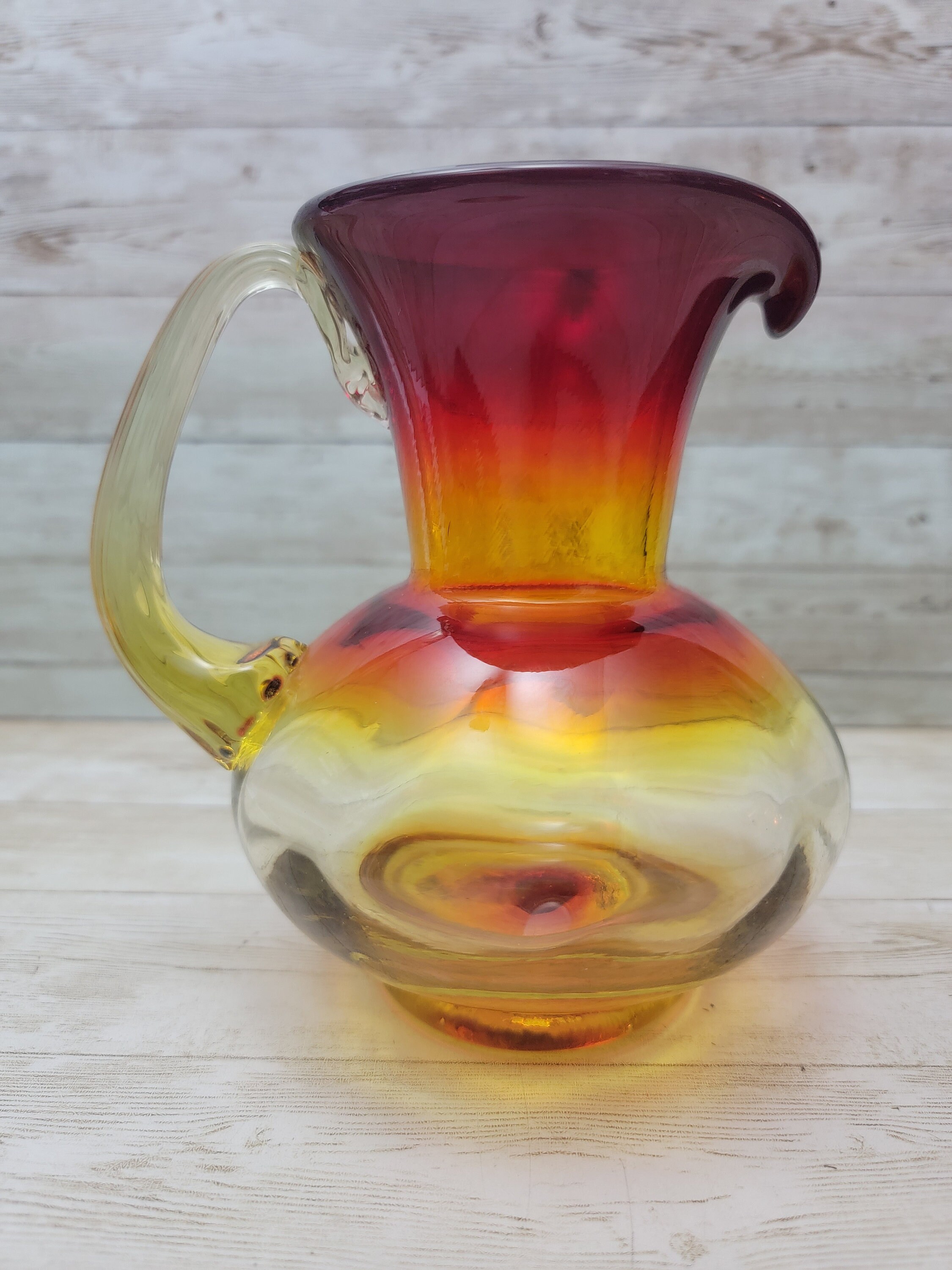 【希少】Vintage Blenko Art Glass アメリカビンテージ Vintage Blenko Hand-blown Amberina Tangerine Glass Pitcher - Etsy