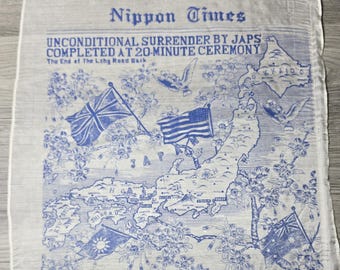 Chusteczka jedwabna z mapą kapitulacji Japonii z 1945 r., pamiątka Nippon Times, 16,5" x 16,5"