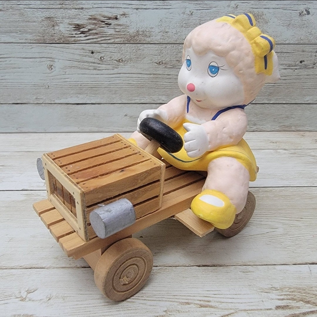 1984 Woolma Lamb the Get Along Gang Ceramic Figure in Wooden Car