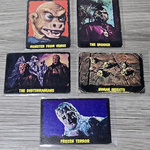 Lote de 5 tarjetas coleccionables vintage de Topps Outer Limits de 1964 (baja calidad)